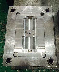 Y300422儀器塑膠制品，深圳塑膠模具廠，注塑模具加工